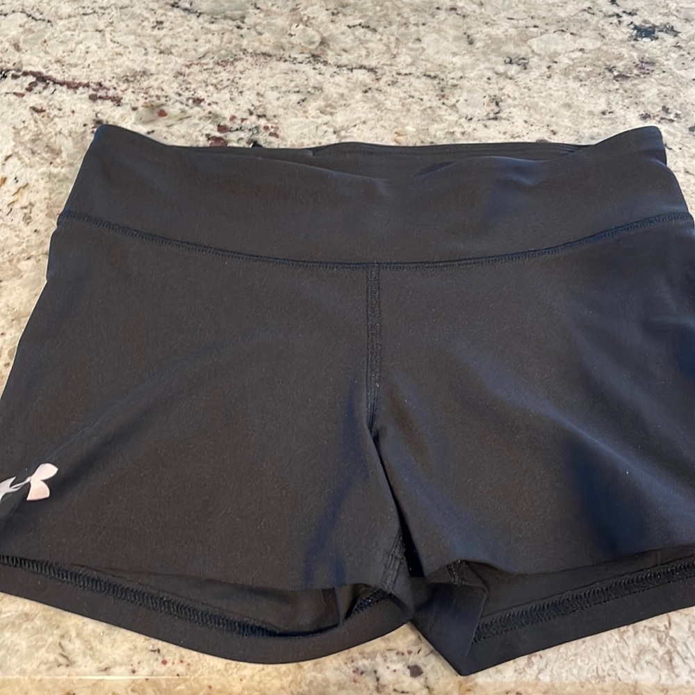 Under Armour Athletic shorts size M, excellent condition.